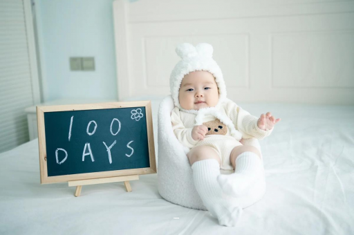 明港七个月宝宝伸舌头